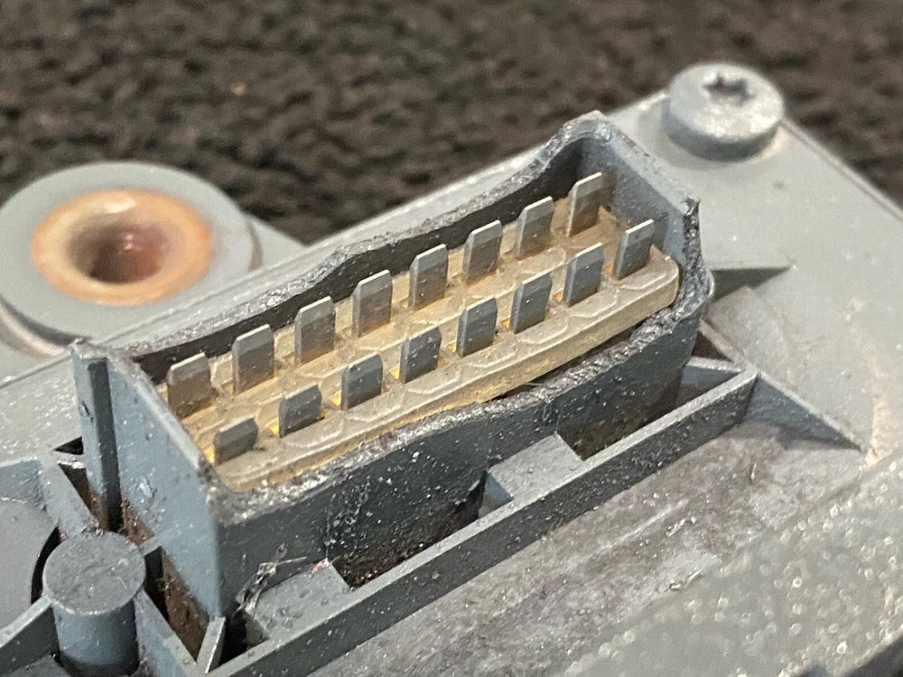 2004 Mercedes Benz OM904LA Diesel Engine Control Module, ECM, ECM, 0014466540