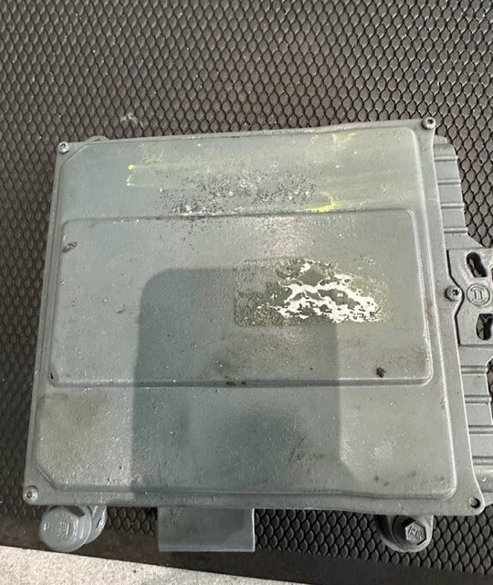 2006 Mack AMI Diesel Engine Control Module ECM ECU 12MS530M