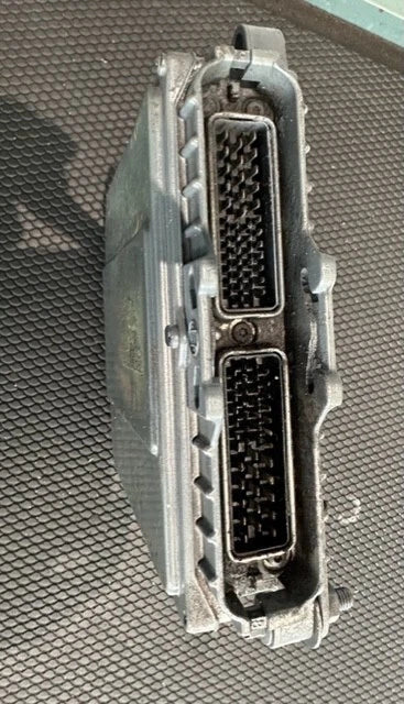 2006 Mack AMI Diesel Engine Control Module ECM ECU 12MS530M