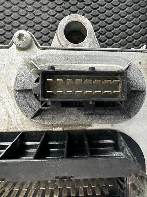 Mercedes-Benz OM924LA OEM Diesel Engine ECM ECU 0074467040 00406595A2