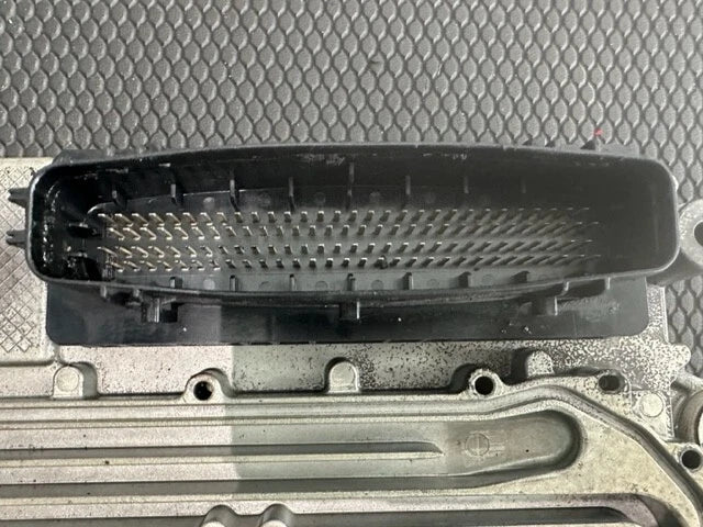 Detroit DD15 OEM Diesel Engine Control Module ECM ECU A0004467635