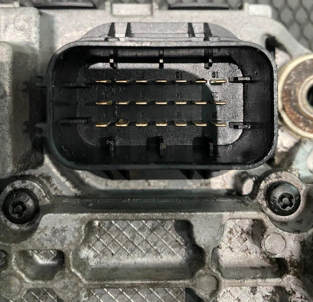 Detroit DD15 OEM Diesel Engine Control Module ECM ECU A0064463240 EPA07