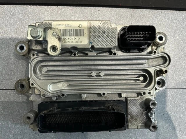 Detroit DD15 OEM Diesel Engine Control Module ECM ECU A0004466035