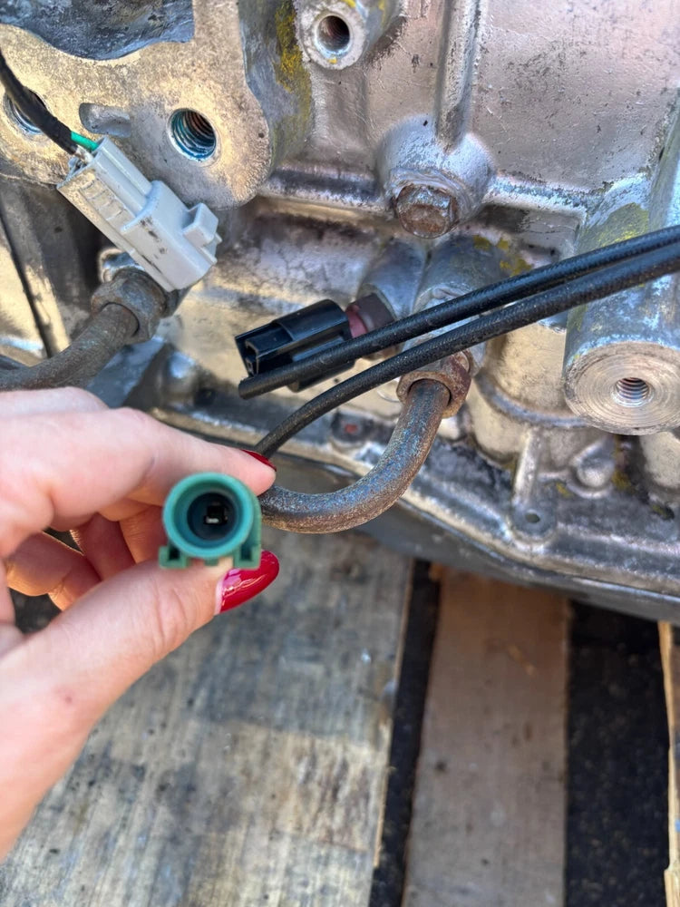 Aisin Seiki Automatic Transmission 8973300050 Isuzu NPR, NRR, NQR, NRR, GMCW3500