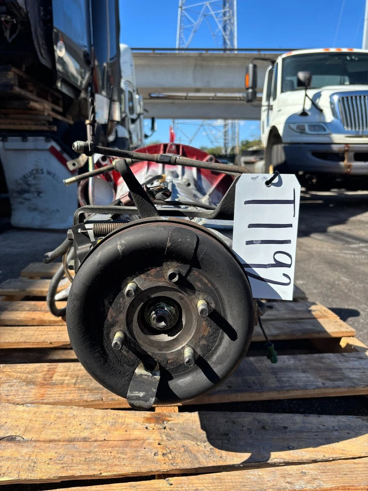 Aisin Seiki Automatic Transmission 8973300050 Isuzu NPR, NRR, NQR, NRR, GMCW3500