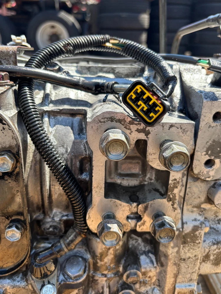 Aisin Seiki Automatic Transmission 8973300050 Isuzu NPR, NRR, NQR, NRR, W3500