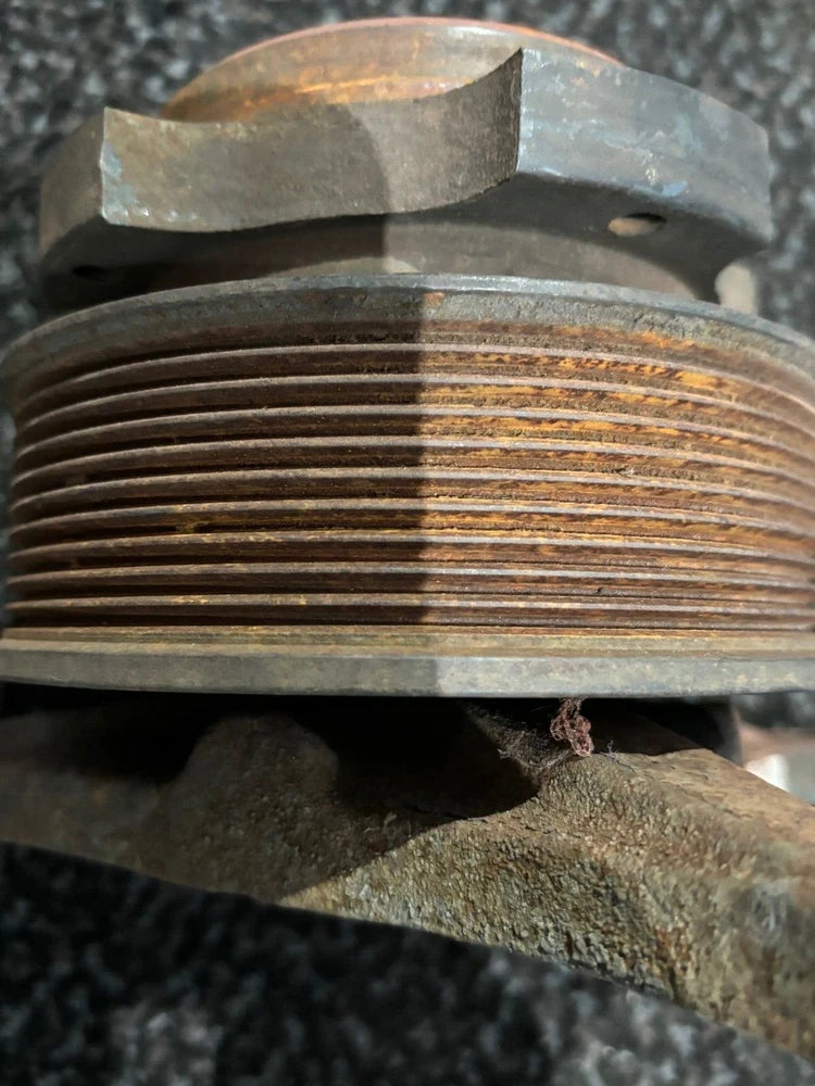 BorgWarner OEM Fan Clutch Base with Pulley for Mack Volvo Engine 10021997