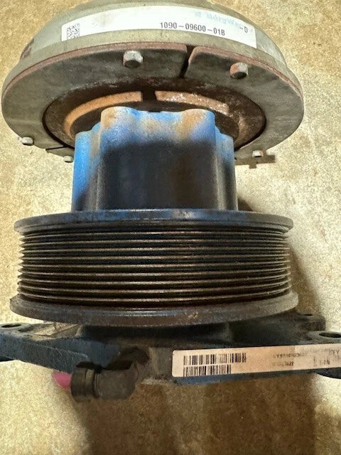 BorgWarner OEM Fan Clutch off DD13 DD15 Diesel Engine 1090-09600-01B 010023588