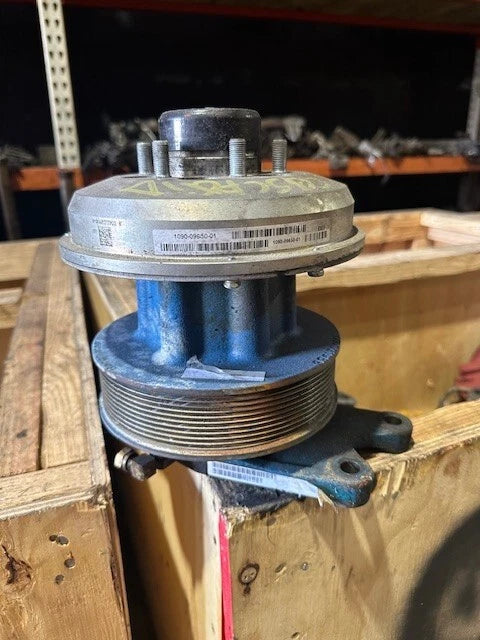 BorgWarner OEM Fan Clutch off DD13 DD15 Diesel Engine 1090-09650-01 010023588