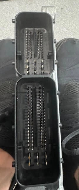 Bosch Isuzu 4JJ1 OEM Engine Control Module 0281020333 8983083800 1039S64602