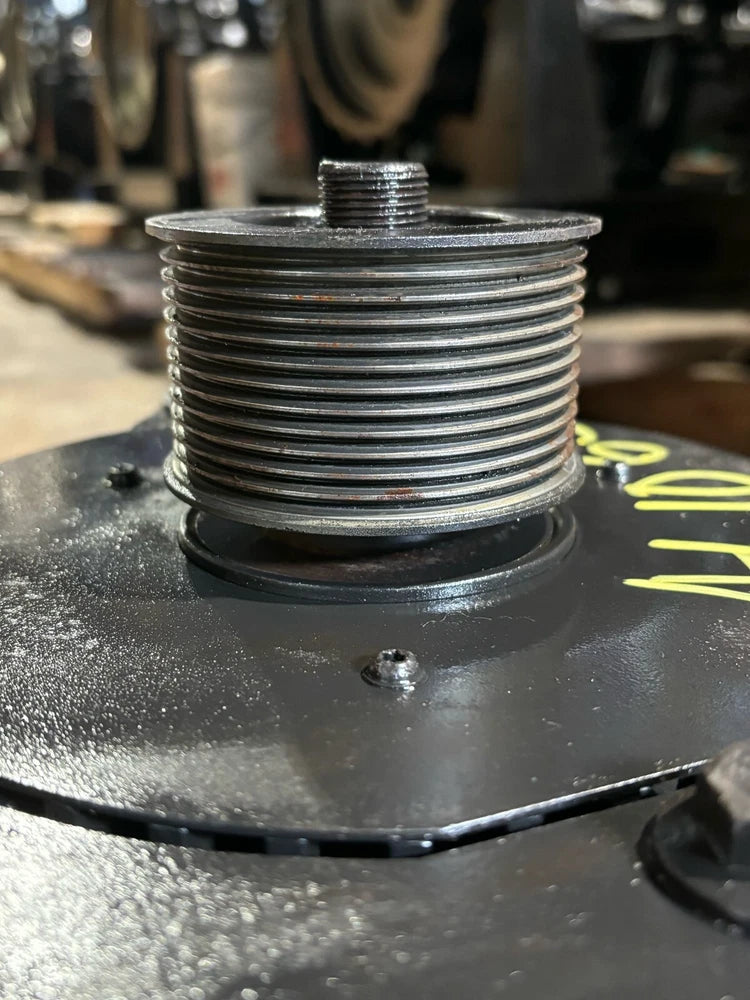 C.E. Niehoff & Co Generator 76761-N1240, 3811019, 28 Volts, 260AMPS