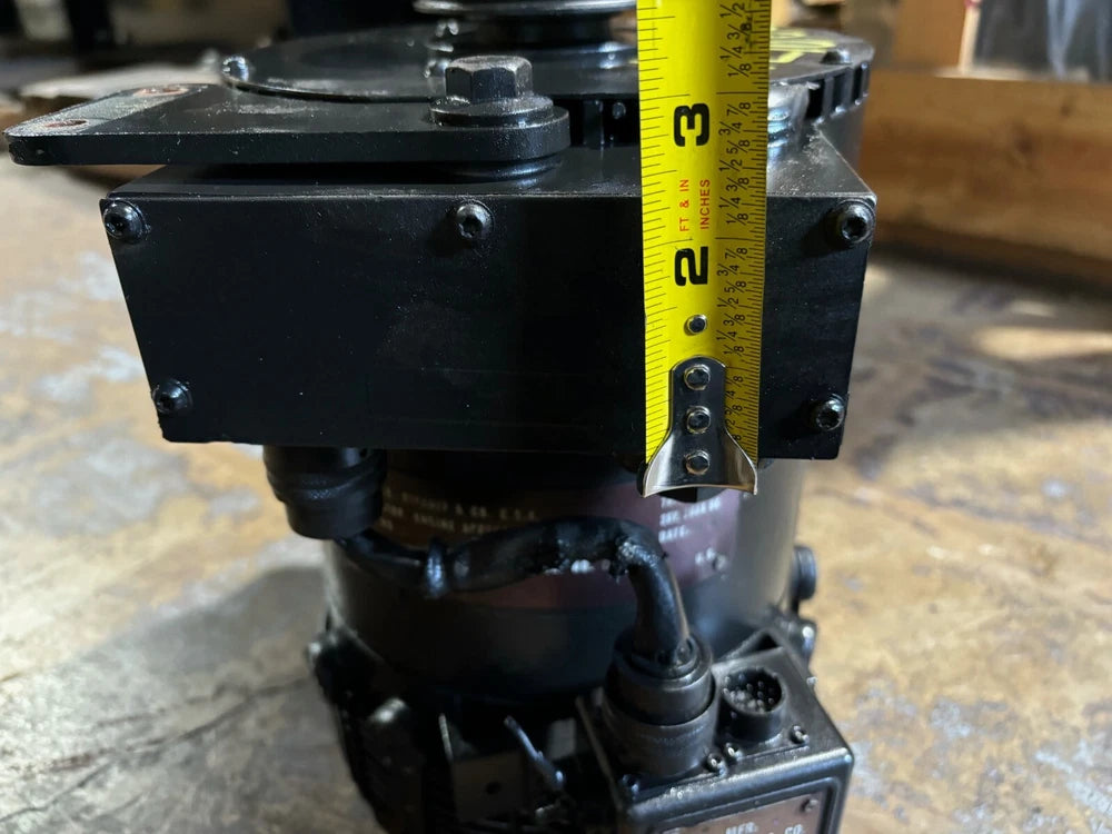 C.E. Niehoff & Co Generator 76761-N1240, 3811019, 28 Volts, 260AMPS