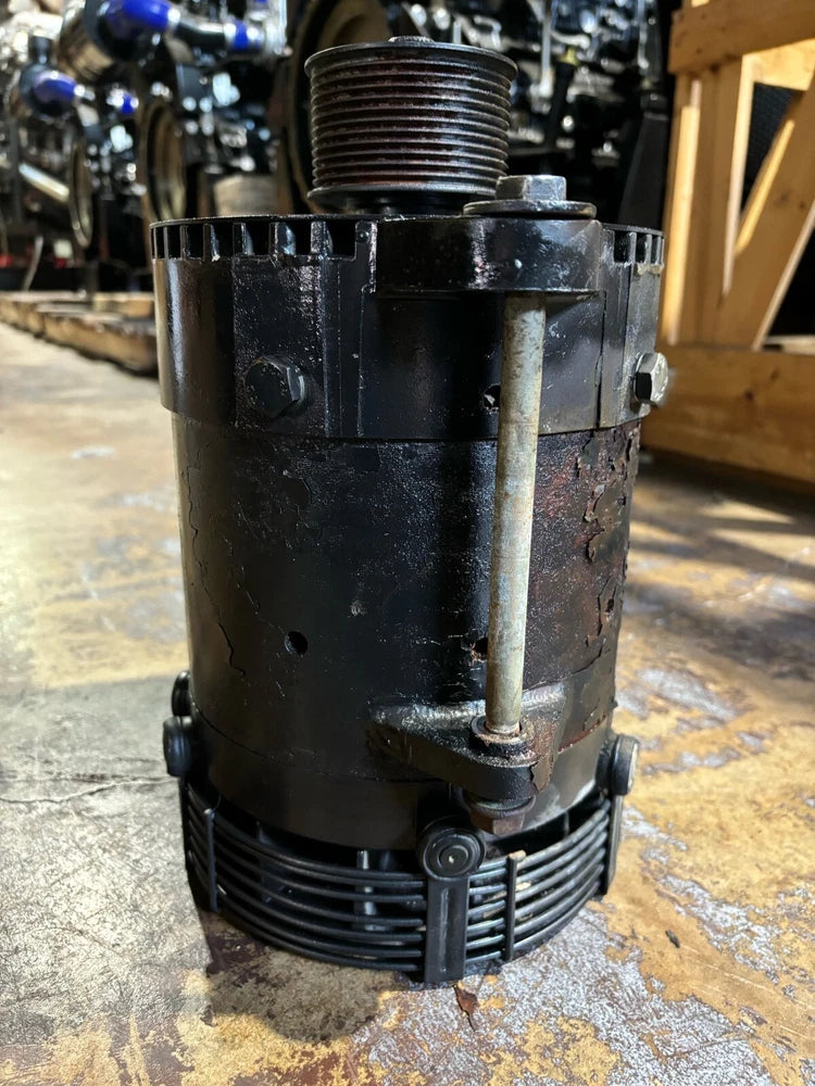 C.E. Niehoff & Co Generator 76761-N1240, 3811019, 28 Volts, 260AMPS