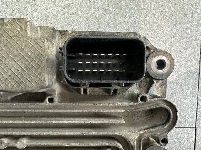 CORE 2015 Detroit DD13 Diesel Engine Control Module ECM ECU A0014462835