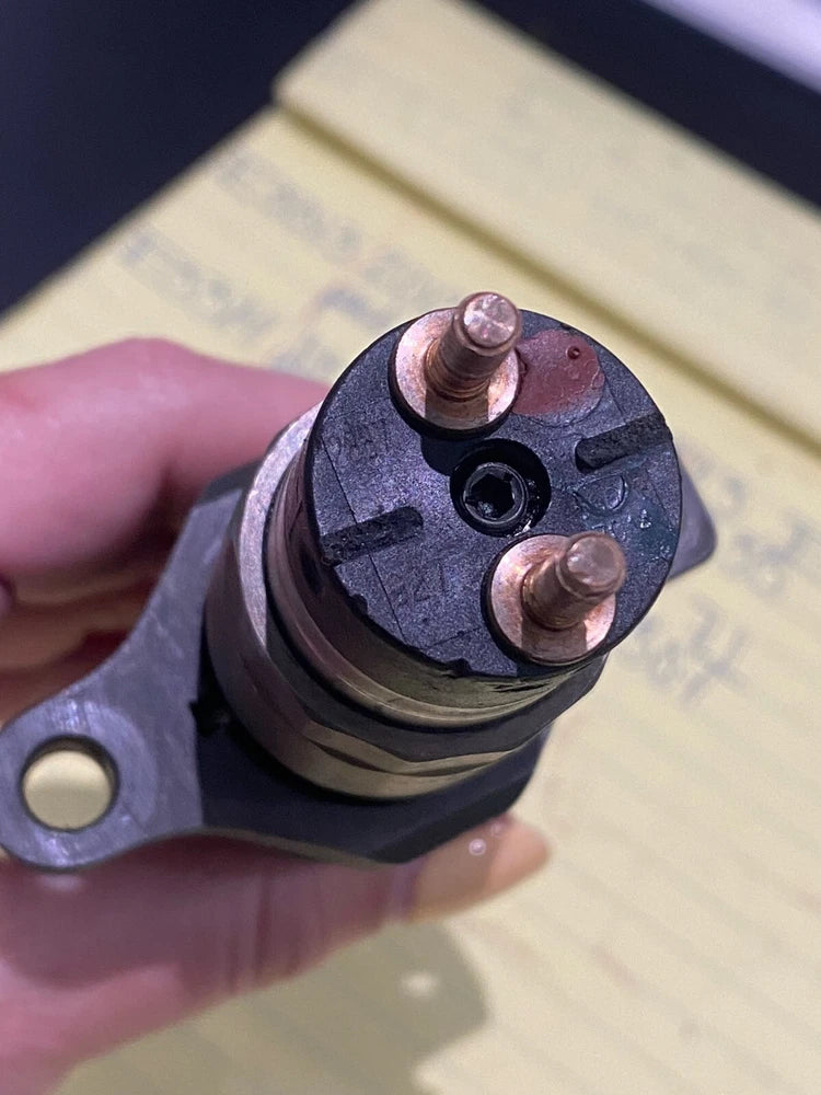 CORE Cummins ISB Diesel Engine Fuel Injector CM850