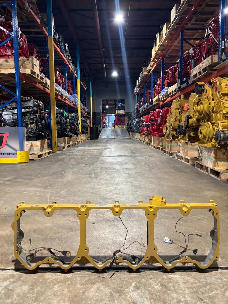 Caterpillar 3406E Diesel Engine Rocker Housing with Injector Harness 121-6826