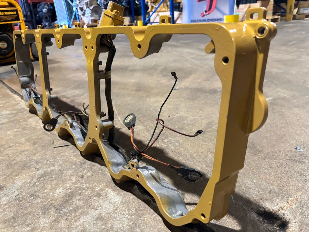 Caterpillar 3406E Diesel Engine Rocker Housing with Injector Harness 121-6826