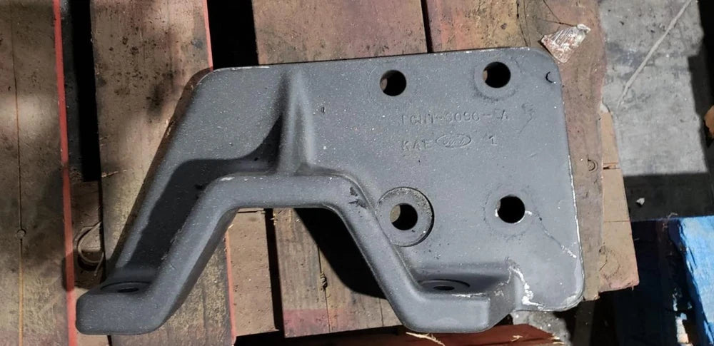 Caterpillar C10, C12 Diesel Engine Rear Ford Motor Mount, P/N F6HT6096 EA