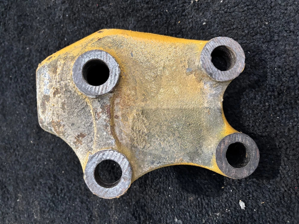 Caterpillar C13 C10 C12 OEM Diesel Engine Rear Engine Mount 01-22934-000