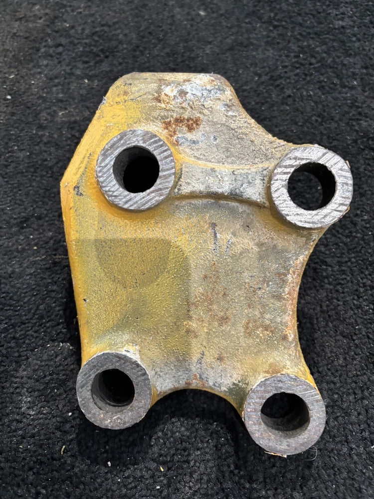 Caterpillar C13 C10 C12 Diesel Engine Rear Engine Mount 01-22934-001