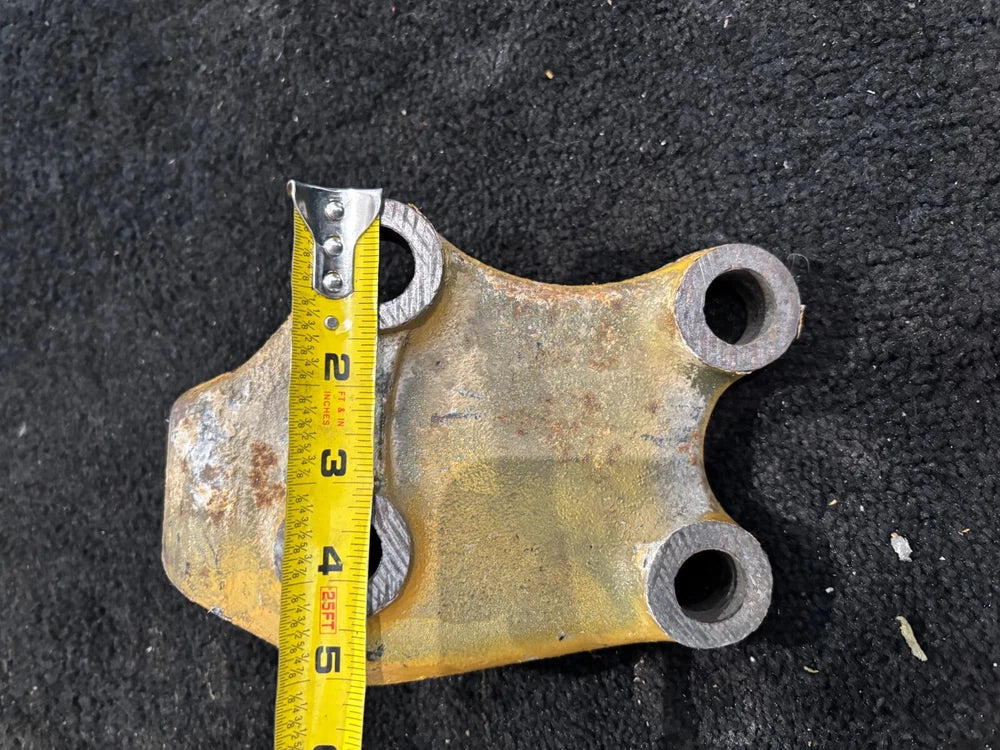 Caterpillar C13 C10 C12 Diesel Engine Rear Engine Mount 01-22934-001