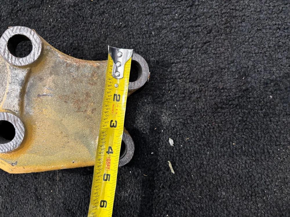 Caterpillar C13 C10 C12 Diesel Engine Rear Engine Mount 01-22934-001