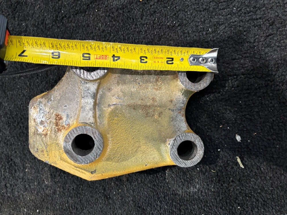 Caterpillar C13 C10 C12 Diesel Engine Rear Engine Mount 01-22934-001