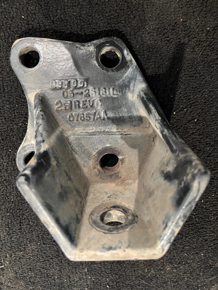 Caterpillar C15 Diesel Engine Rear Motor Mount 05-25131L