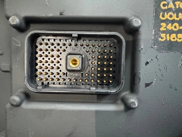 Caterpillar C7 Diesel Engine Control Module ECM ECU 240-5302-01