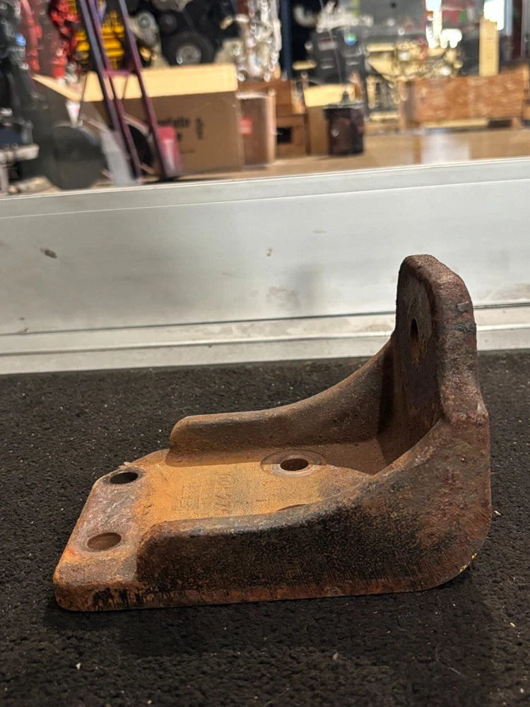 Caterpillar C7 Diesel Engine Motor Mount 005275 113234