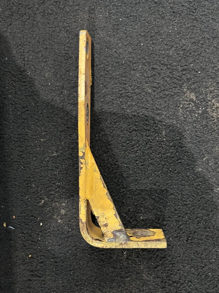 Caterpillar OEM Diesel Engine Bracket 142-4938