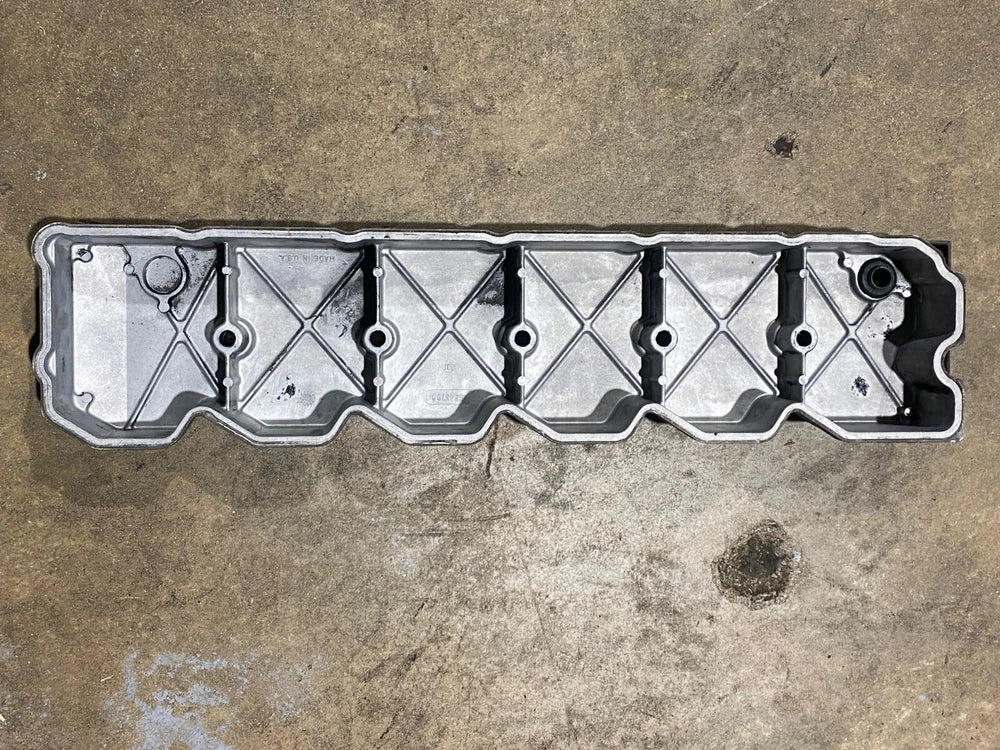 Cummins 6BT 24 Valve Diesel Engine Valve Cover 3945799, 5332814