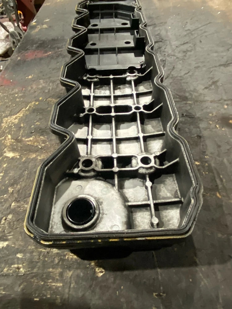 Cummins ISB Diesel Engine Valve Cover 4939895