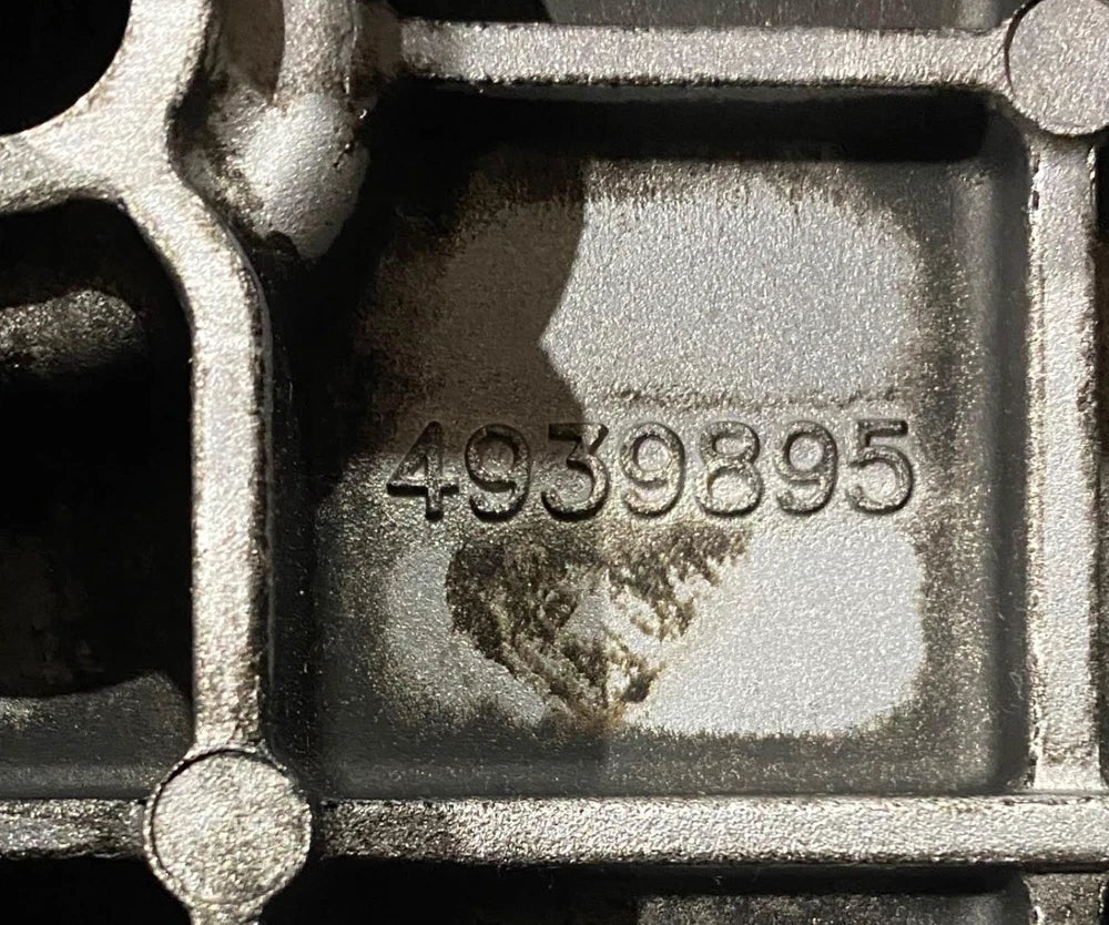 Cummins ISB Diesel Engine Valve Cover 4939895