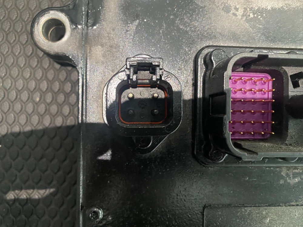 Cummins OEM ISC Diesel Engine Control Module ECM ECU 4921776 4921797 CM850 EPA04