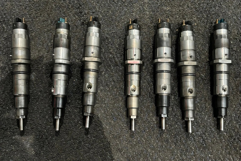 Cummins ISC ISL Diesel Engine Fuel Injector 4940439 5263305 sold individually