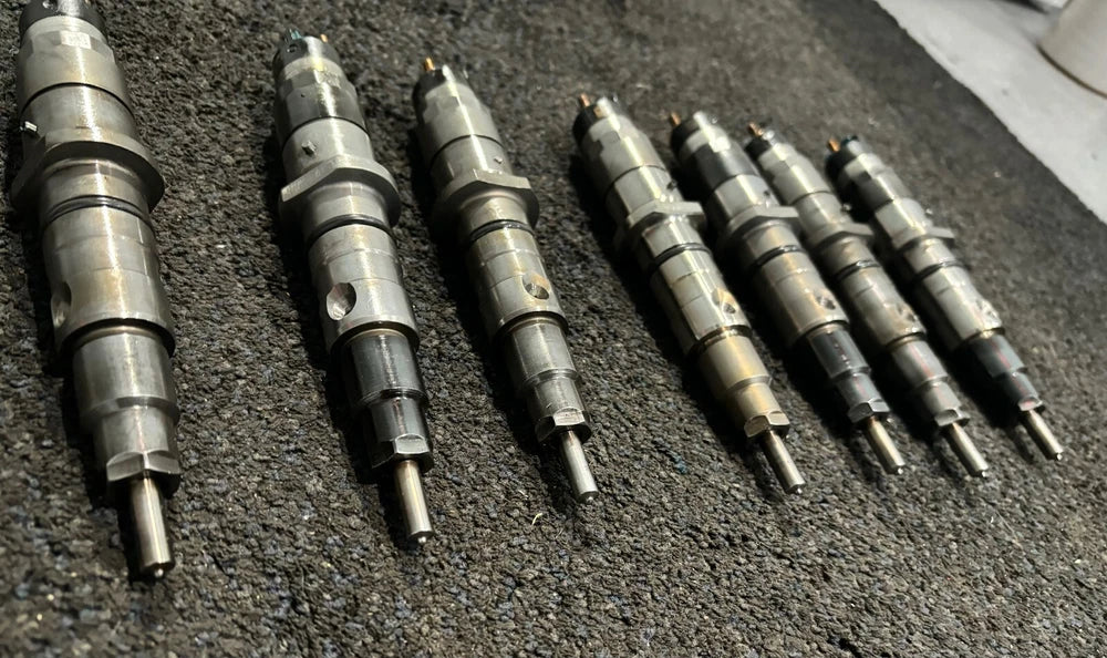 Cummins ISC ISL Diesel Engine Fuel Injector 4940439 5263305 sold individually