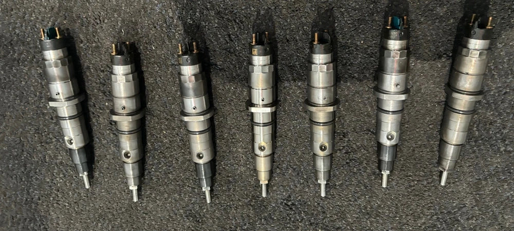 Cummins ISC ISL Diesel Engine Fuel Injector 4940439 5263305 sold individually