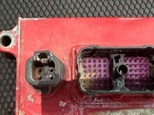 Cummins OEM QSB6.7 Diesel Engine Control Module ECM ECU 4921776 4921797 CM850