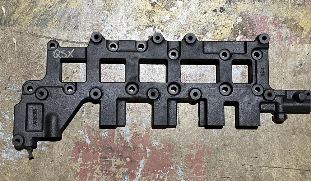 Cummins QSX12 ISX12 Engine Exhaust Recirculation Valve Support 2895334 2899728