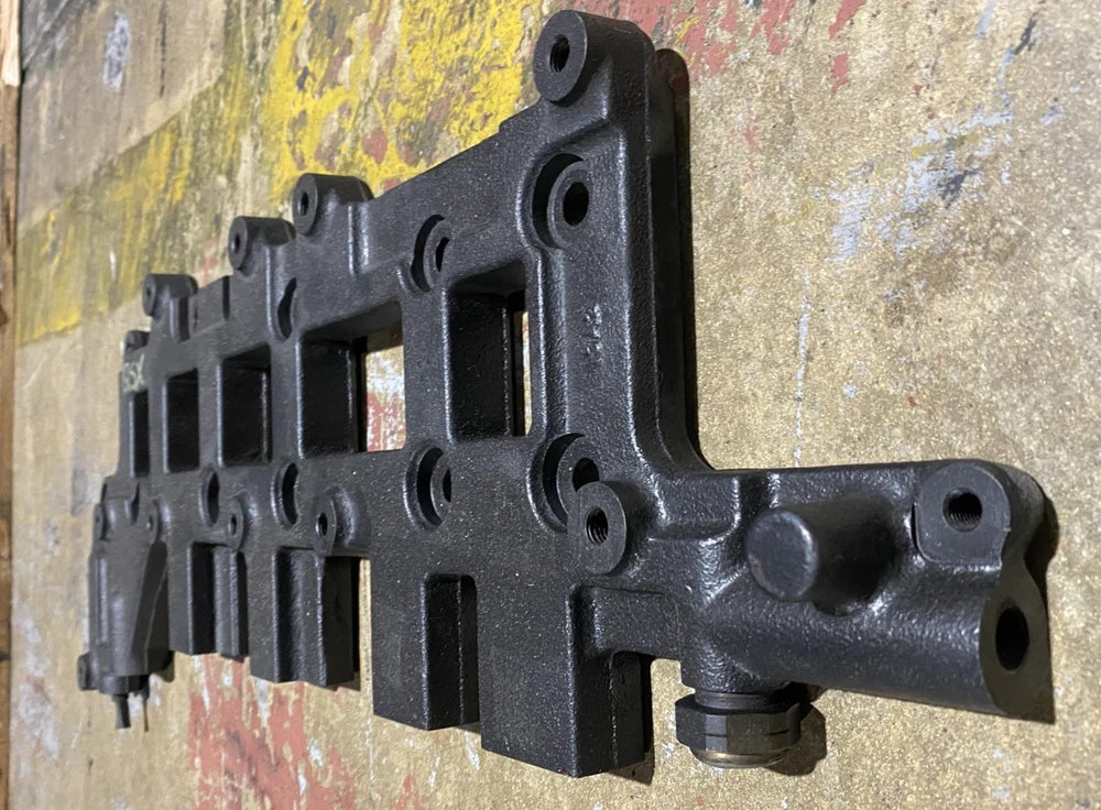 Cummins QSX12 ISX12 Engine Exhaust Recirculation Valve Support 2895334 2899728