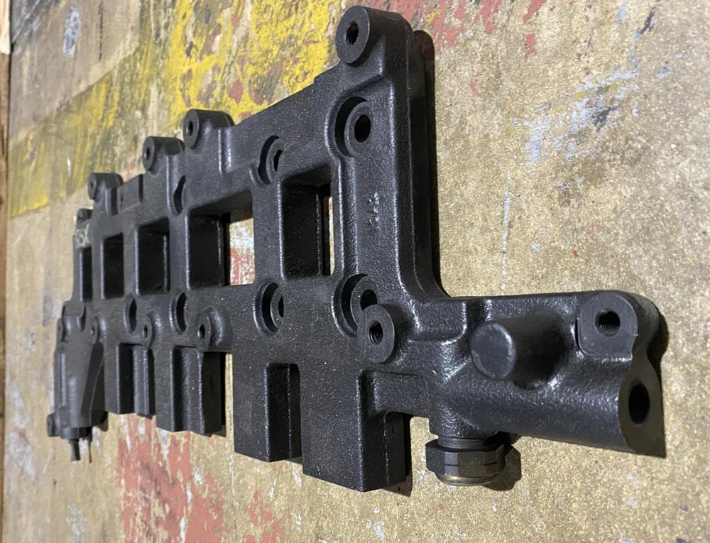 Cummins QSX12 ISX12 Engine Exhaust Recirculation Valve Support 2895334 2899728