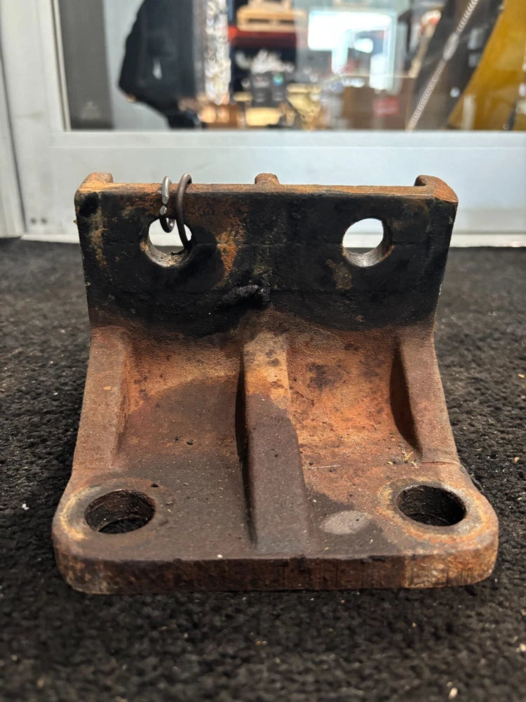 Cummins Rear Engine Mount 01-14501