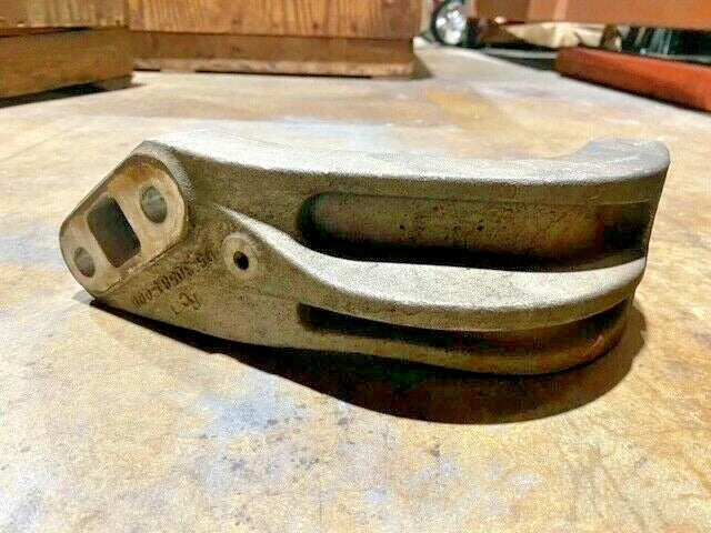 Detroit DD13 DD15 Diesel Engine Radiator Support Bracket 05-30581-000