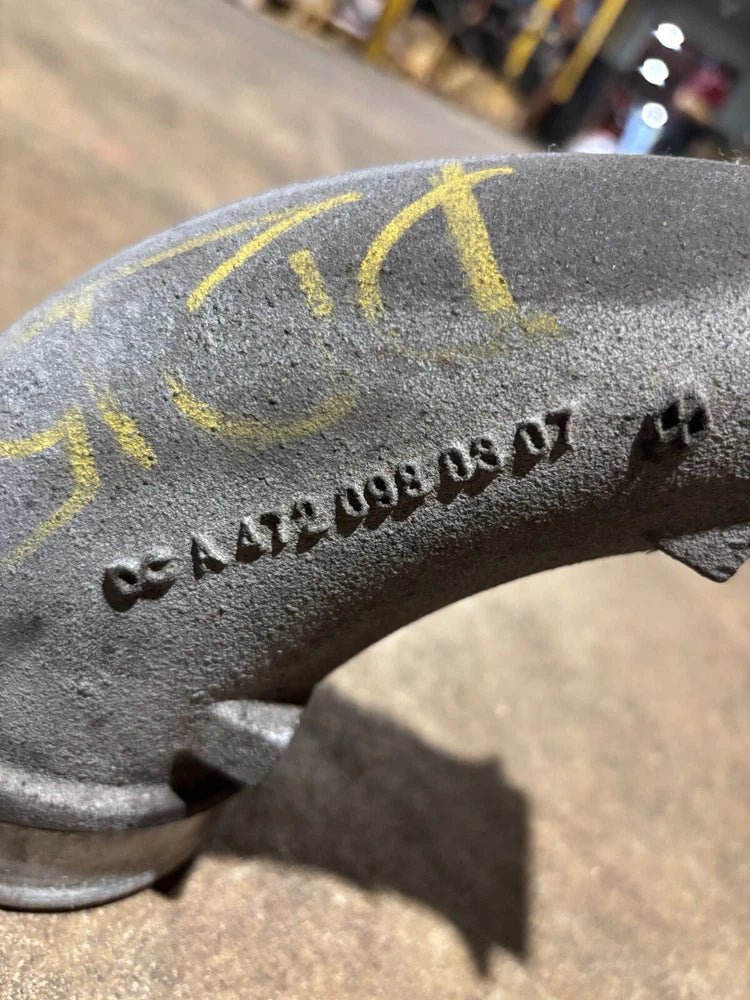 Detroit DD15 Engine Turbo Elbow Connection Air Intake Manifold A4720880307 OEM