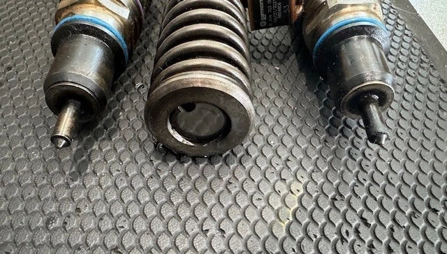 Detroit SERIES 60 Diesel Engine Fuel Injector 0414703005 193704402 0414703007