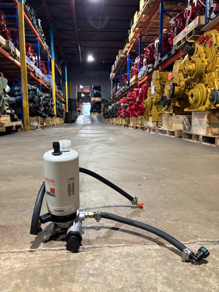 Fleetguard FS19732 OEM Cummins Fuel Filter Assembly 5297681 3973233