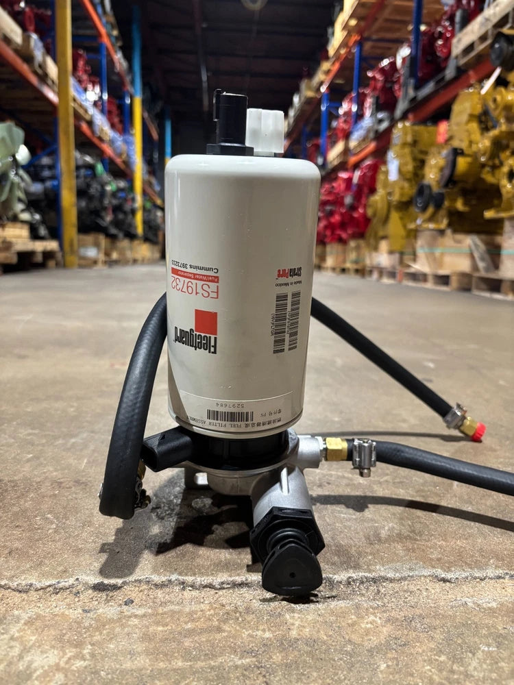 Fleetguard FS19732 OEM Cummins Fuel Filter Assembly 5297681 3973233