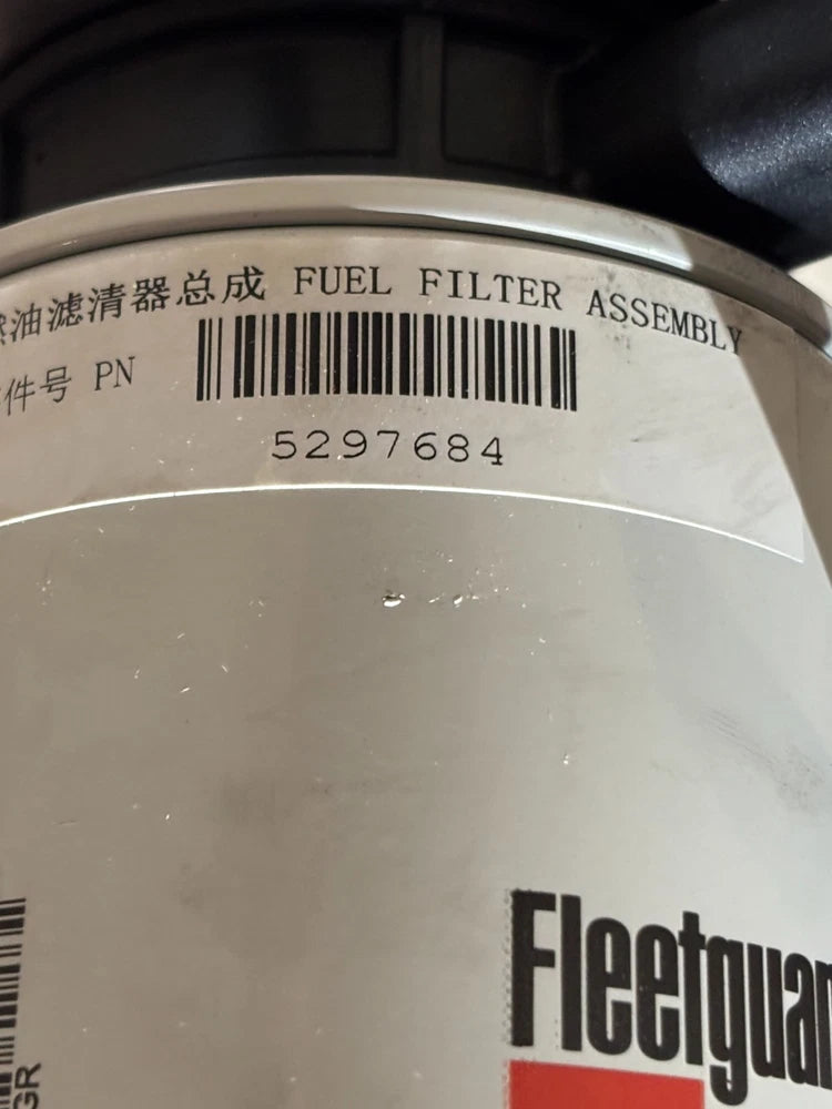 Fleetguard FS19732 OEM Cummins Fuel Filter Assembly 5297681 3973233