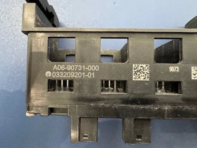 Freightliner Cascadia Multiplexing Switch Panel A06-90731-000